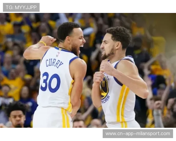库里连续命中三分，勇士用外线优势夺得比赛