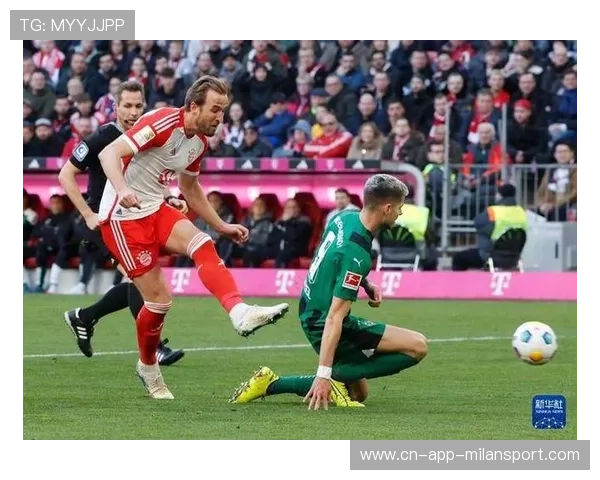 拜仁锋线互相牵扯创造空间，攻势不减：前场协作透视