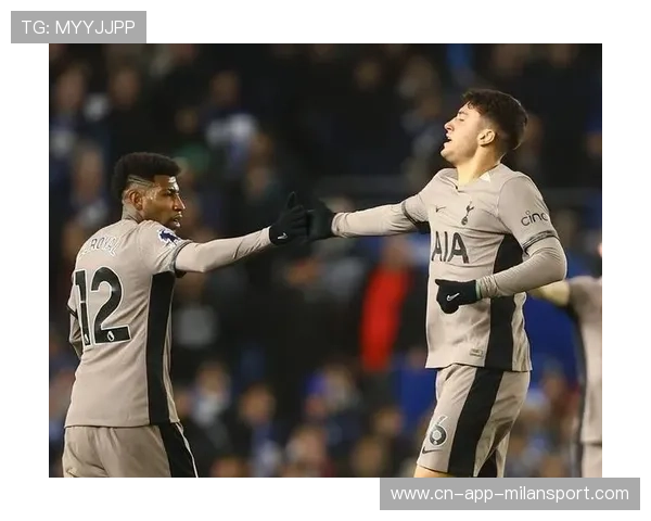 托特纳姆热刺推进连续命中弱侧