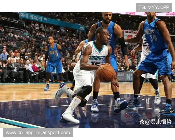 独行侠外线投篮拉开比分差距